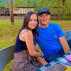 Meet your Posher, Isabella